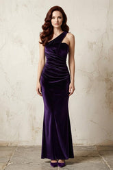 Velvet Mermaid Evening Dress with One Shoulder and Ruched Bodice