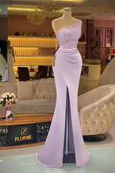 Light Purple Sequins Mermaid Evening Dress with Strapless Sleeveless Design and Slit
