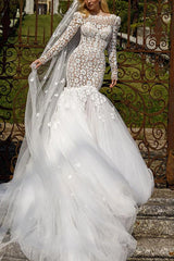 Long Sleeves Lace Wedding Dress with Back Hole