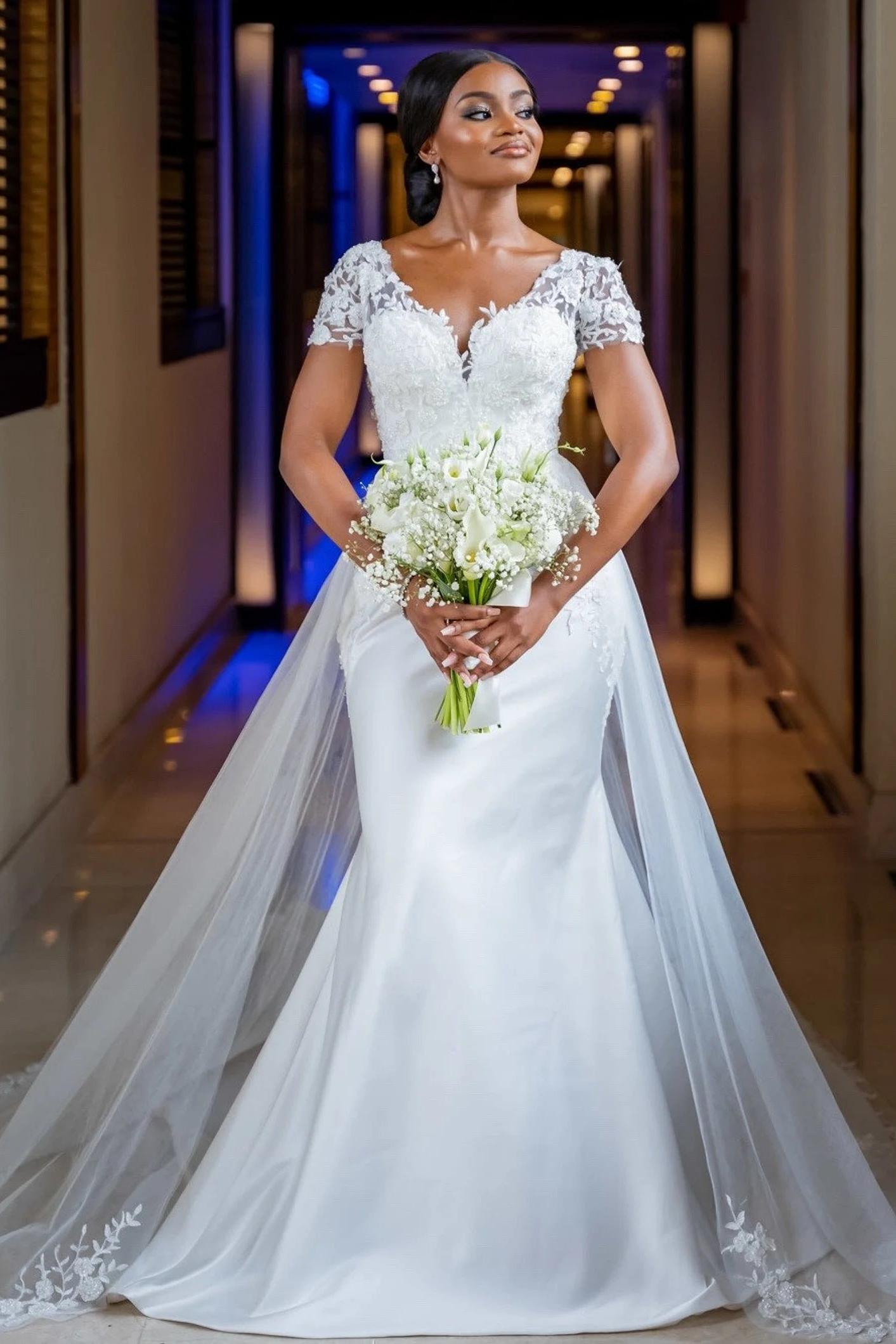 Luxurious Lace Mermaid Wedding Dress Tulle Bridal Dress With Panel Train