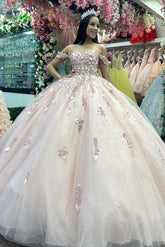 Luxuru & Glamorou Ball Gown Off Shoulder Lace Appliques Lace Up Pink Tulle Princess Evening Gown Quinceanera Dress For Sweet 16 Gowns