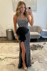 Luxury Black Pearls Spaghetti Straps Prom Dress With Statement Bow And High Slit Formal Evening Gown
