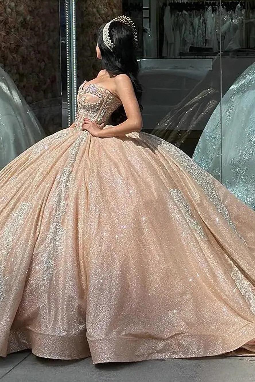Luxury & Glamorous Ball Gown Sweetheart Neck Sleeveless Lace Applique Beaded Champagne Sequins Quinceanera Dress For Sweet 16