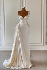 Mermaid Asymmetrical Wedding Dress Sweetheart Beaded Floor Length Sleeveless Bridal Gown With Side Train