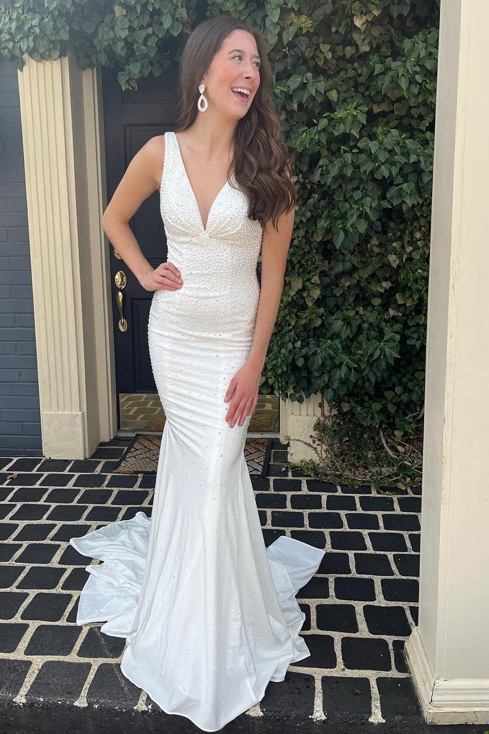 Mermaid Prom Dress Deep V Neck White Long Evening Dress with Beading