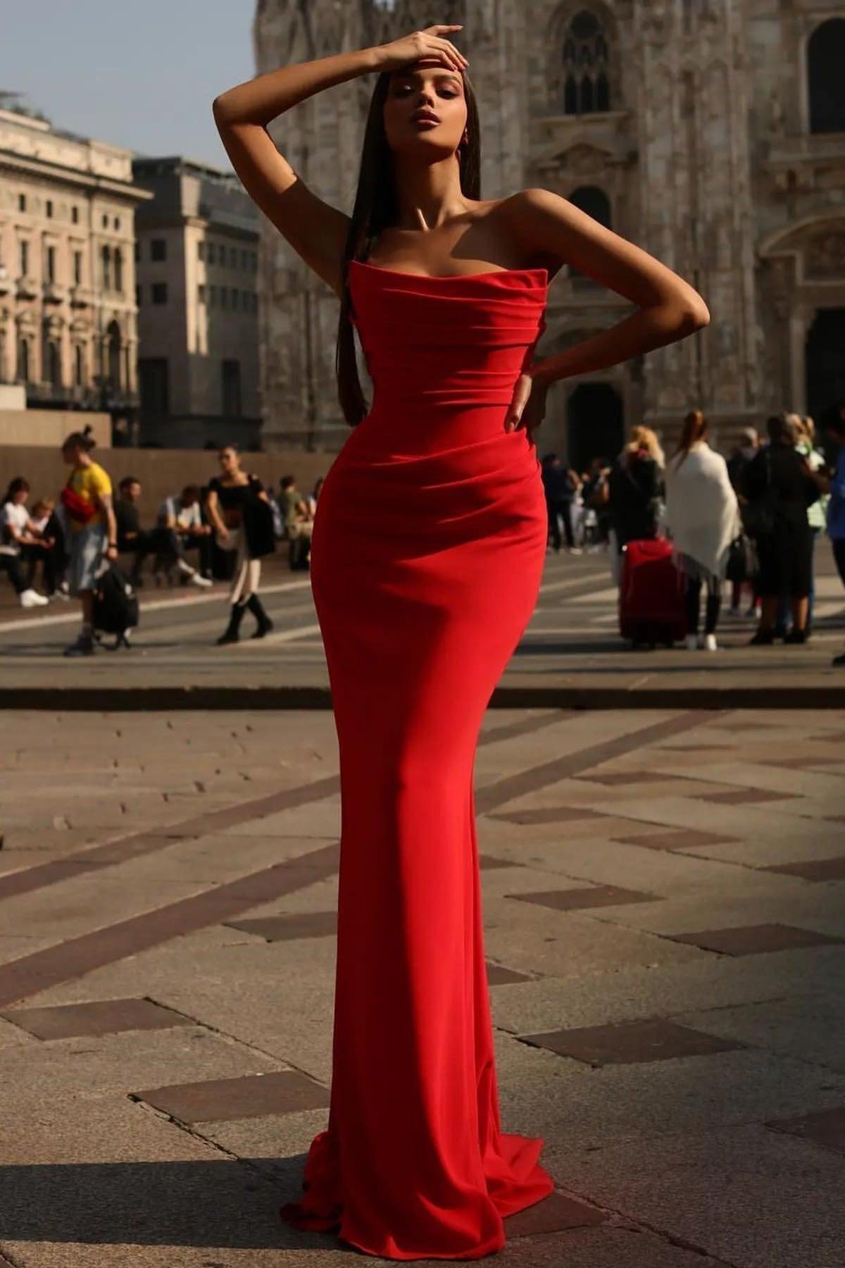 Mermaid Prom Dress Strapless Satin Sleeveless Formal Dress