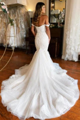 Mermaid Wedding Dress Off The Shoulder Lace Sleeveless Bridal Gown With Train