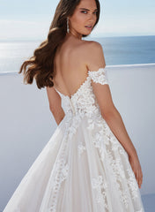 Off The Shoulder Ball Gown Lace Wedding Dress With Tulle
