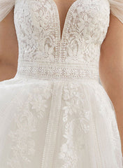Off The Shoulder Ball Gown Wedding Dress With Short Sleeves Tulle Lace and Appliques