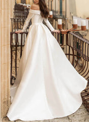 Off The Shoulder Long Sleeves Pearl Detachable Wedding Dress