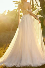 Off The Shoulder Sleeveless Lace/Tulle Wedding Dress With Appliques Lace