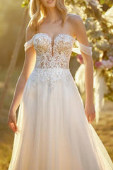 Off The Shoulder Sleeveless Lace/Tulle Wedding Dress With Appliques Lace
