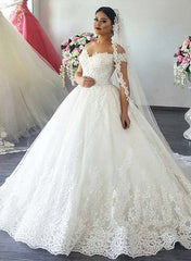 Off The Shoulder Tulle Court Train Wedding Dress With Appliques Lace