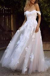 Off The Shoulder Tulle Lace Wedding Dress With Appliques Lace