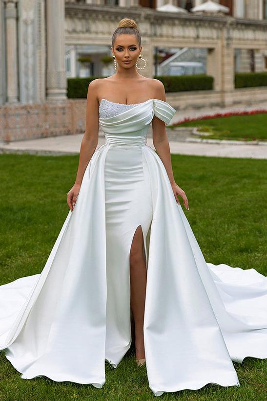 Off the Shoulder Sleeveless Trumpet/Mermaid Satin/Sequined Wedding Dress