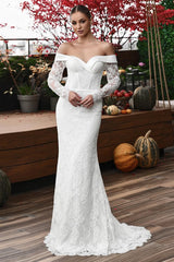 Off The Shoulder Beach Wedding Dress Long Sleeve Lace Sheath/Column Bridal Gown