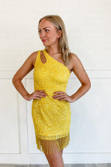 One Shoulder Yellow Homecoming Dress Sequin Tight Short Prom Dress With Fringes