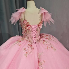 Rushed Romantic Pink Quinceanera Dress V Neck Appliques Organza Pattern Spaghetti Straps Ball Gown Dress