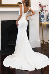 Satin Wedding Dress Elegant Trumpet/Mermaid V Neck Sleeveless