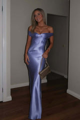 Green Sheath/Column Prom Dress Off the Shoulder Satin Formal Dress