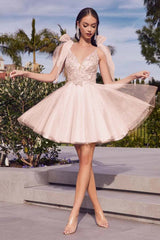 Spaghetti Straps Homecoming Dress Sleeveless Short Cocktail Dress With Appliques