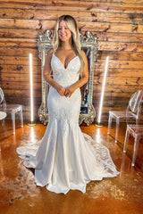 Spaghetti Straps Wedding Dress Mermaid Sequined Bridal Gown with Lace Appliques