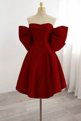 Strapless Homecoming Dress Sleeveless Short Cocktail Dress With Bowknot Pleated
