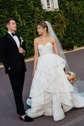 Sweetheart A Line Wedding Dress Lace Appliqued Sleeveless Bridal Gown