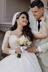 Sweetheart Long Sleeve Lace Ball Gown Satin Bridal Gown With Appliques