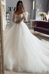 Sweetheart Long Sleeves Sweep Train Tulle Wedding Dress