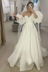 Sweetheart Organza Wedding Dress Princess Style