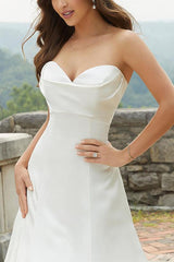 Sweetheart Sleeveless A Line Satin Wedding Dress with Sweep Train