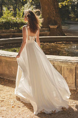 Sweetheart Sleeveless Boho Wedding Dress with Front Split