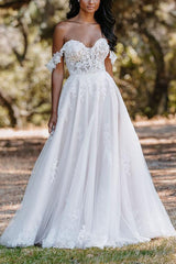Sweetheart Sleeveless Sweep Train Wedding Dress