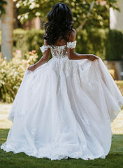 Sweetheart Sleeveless Sweep Train Wedding Dress