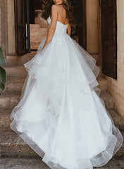 Sweetheart Sleeveless Tulle Wedding Dress with Appliques Lace