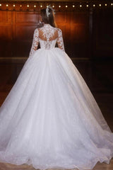 Sweetheart Wedding Dress Lace Ball Gown Sleeves High Neck Beaded Tulle Bridal Gown With Appliques