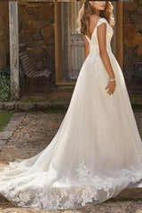 V Neck Tulle Lace A Line Wedding Dress With Appliques Lace