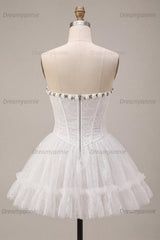 White Lace A-Line Corset Short Homecoming Dress with 3D Flowers