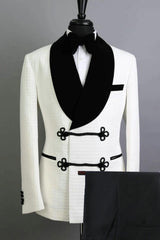 White Shawl Lapel 2 Piece Close Fitting Jacquard Wedding Suit