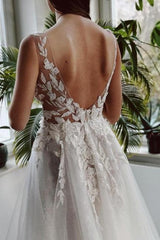 White Wedding Dress A Line V Neck Lace Glitter Backless Bridal Gown With Slit