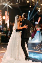 White Wedding Dress Ball Gown Sweetheart Sleeveless Sequined Chapel Train Tulle Bridal Gown