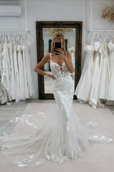 White Wedding Dress Lace Mermaid V Neck Spaghetti Strap Sleeveless Cathedral Train Tulle Bridal Gown With Appliques