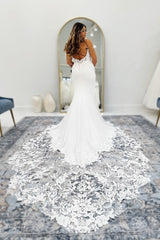 White Wedding Dress Mermaid Spaghetti Straps Lace Chapel Train Satin Bridal Gown With Appliques