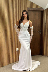 White Wedding Dress Mermaid V Neck Spaghetti Strap Lace Sleeveless Beaded Long Satin Bridal Gown With Pearls