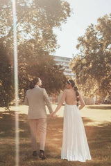 White Wedding Dress One Shoulder Sleeveless Beading Bridal Gown With Slit