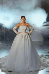 White Wedding Dress Strapless Lace Sleeveless Sequined Ball Gown Sweep Train Satin Bridal Gown