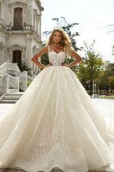 White Wedding Dress Sweetheart Spaghetti Strap Sleeveless Sequined Lace Ball Gown Tulle Bridal Gown