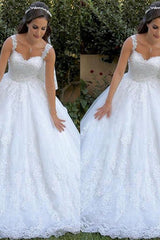White Wedding Dress Tulle Lace Appliques Ball Gown Bridal Dress