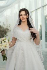 White Wedding Dress V Neck Off The Shoulder Sleeveless Sequined Chiffon Bridal Gown With Appliques